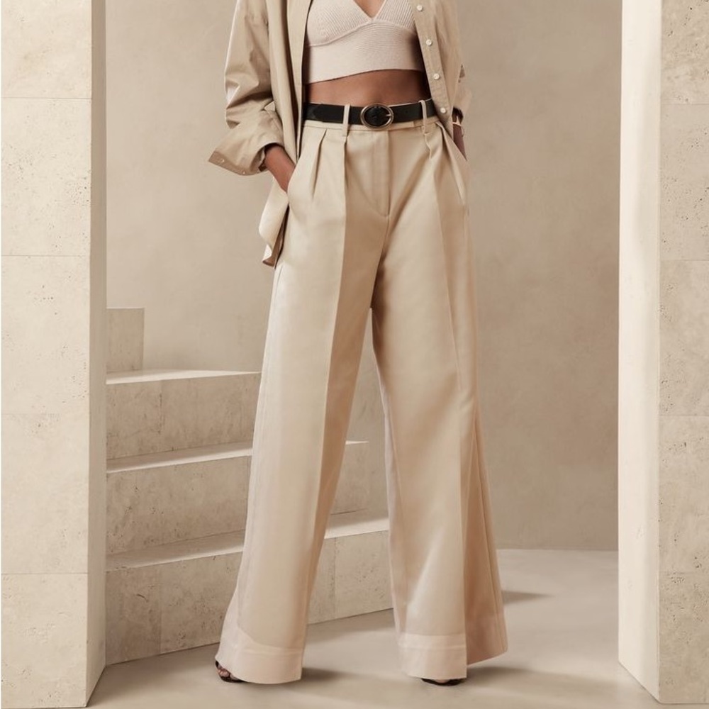 Banana Republic High-Waist Wide-Leg Beige Cruise Pant Women Size 4